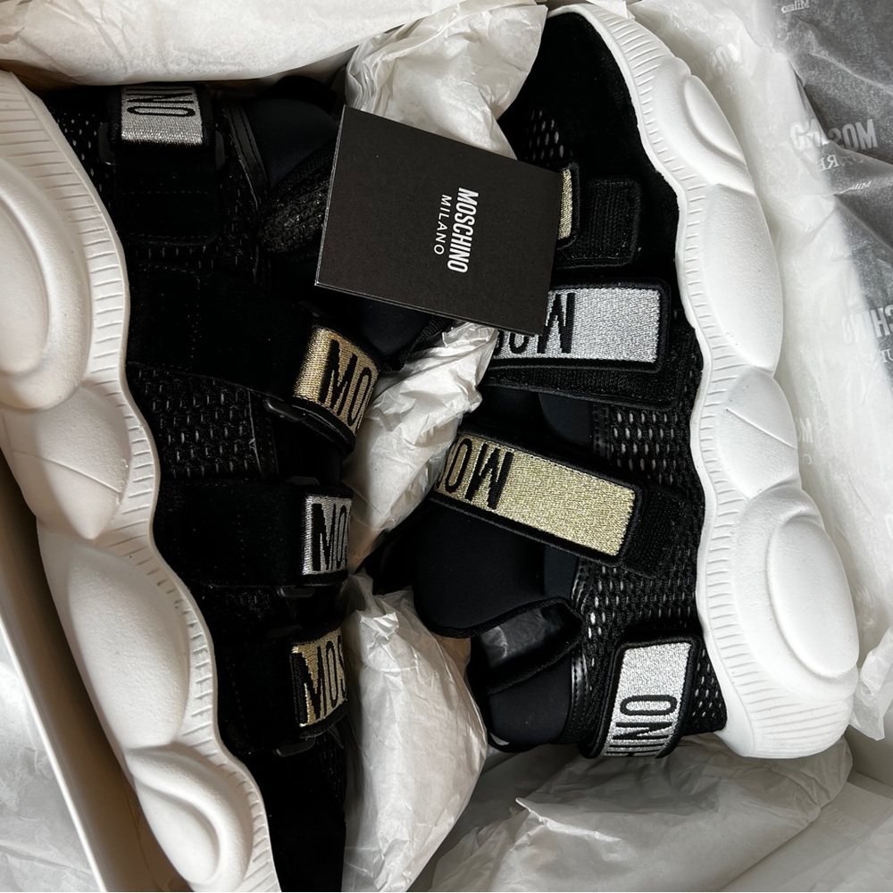 Moschino Teddy Logo-Strap Sneakers